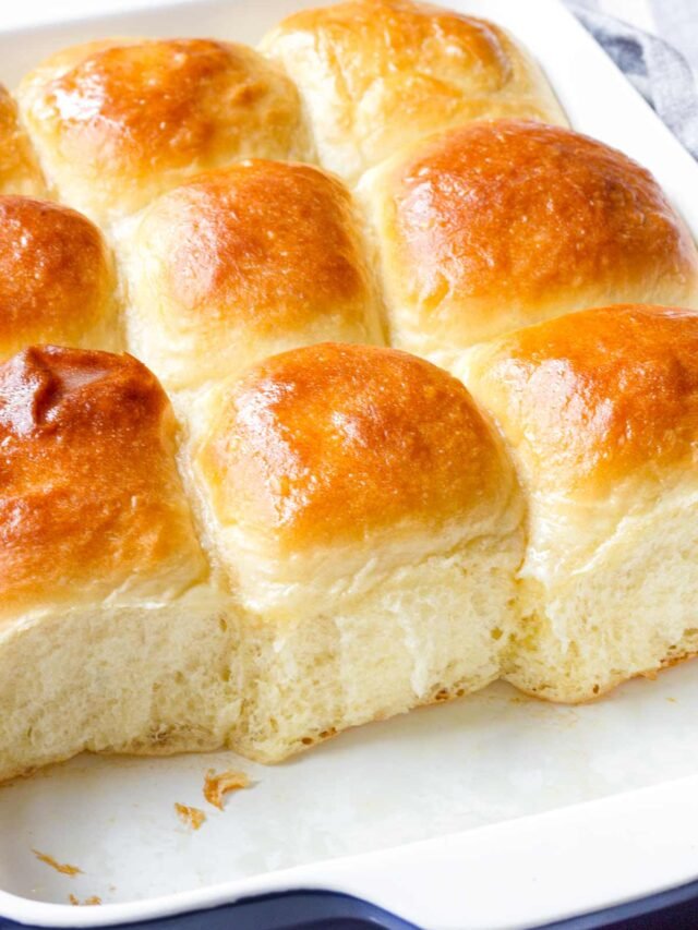 4 INGREDIENT HONEY BREAD ROLLS without yeast, white flour, eggs, butter, or oil